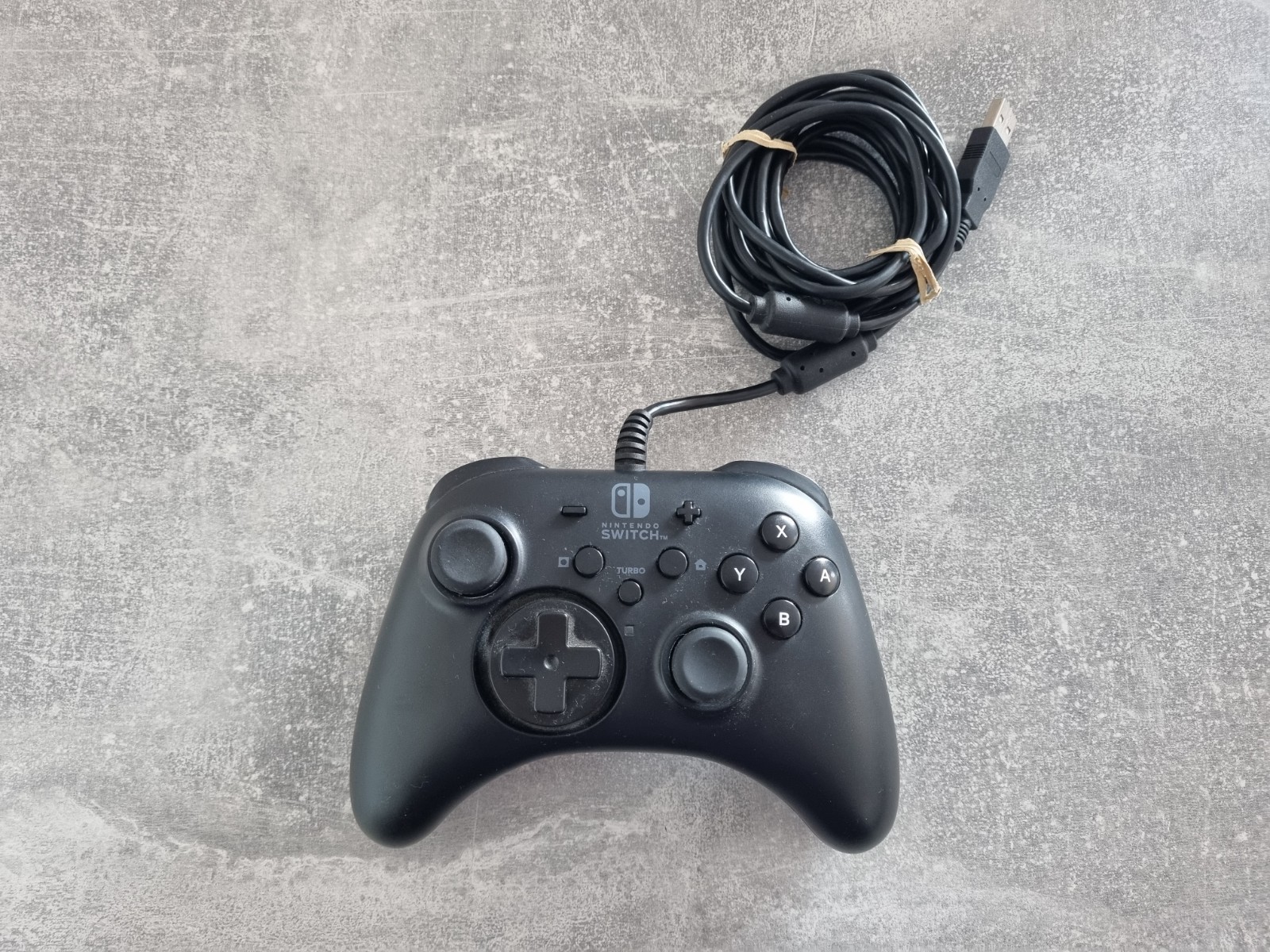 Manette filaire Nintendo Switch (très bon état)
