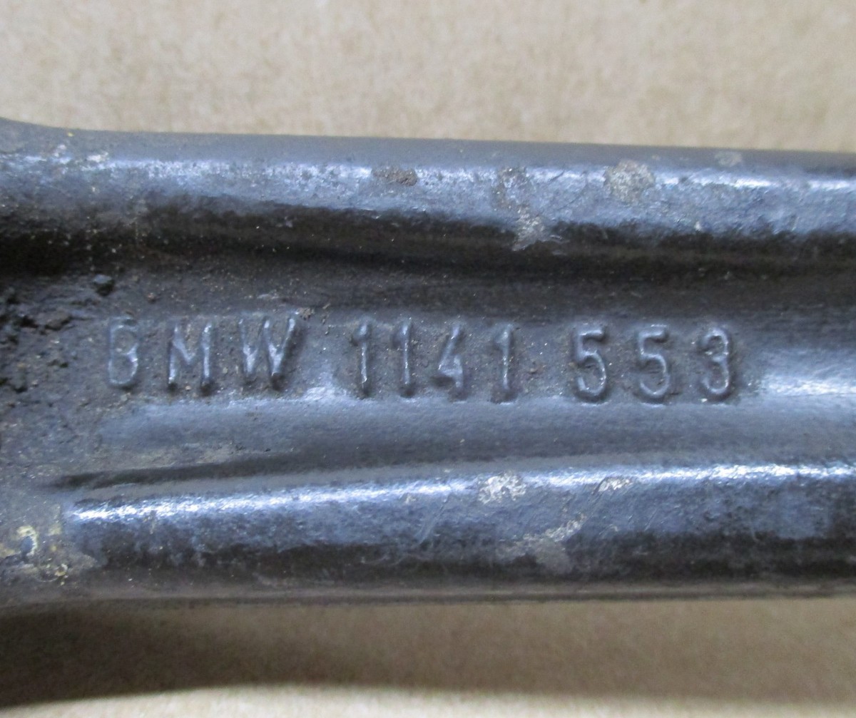 OEM BMW STEERING PITMAN ARM 1141553 32211141552 FOR 540i, M5, 740i