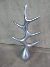 PORTE-BIJOUX de marque MENU. Design: Louise Christ.