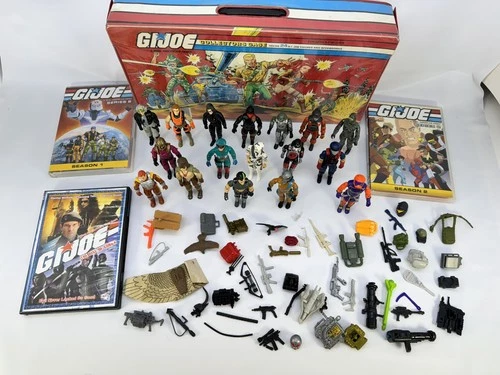 Vintage 1980s GI Joe Lot  Figures and case  Accessories Weapons Hasbro ARAH dvd