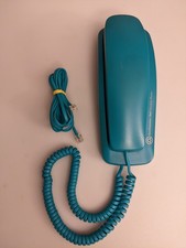 Collectible Colored Vintage Southwestern Bell Freedom Phone Model HAC FC2548