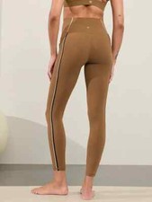 Athleta M Salutation Stash Tipped Leggings Walnut Medium Regular