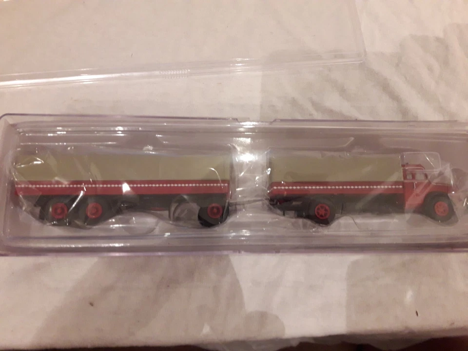 Brekina 86001 H0 Krupp Titan SW L 80 Südwerke-Hängerzug Pritsche/Plane