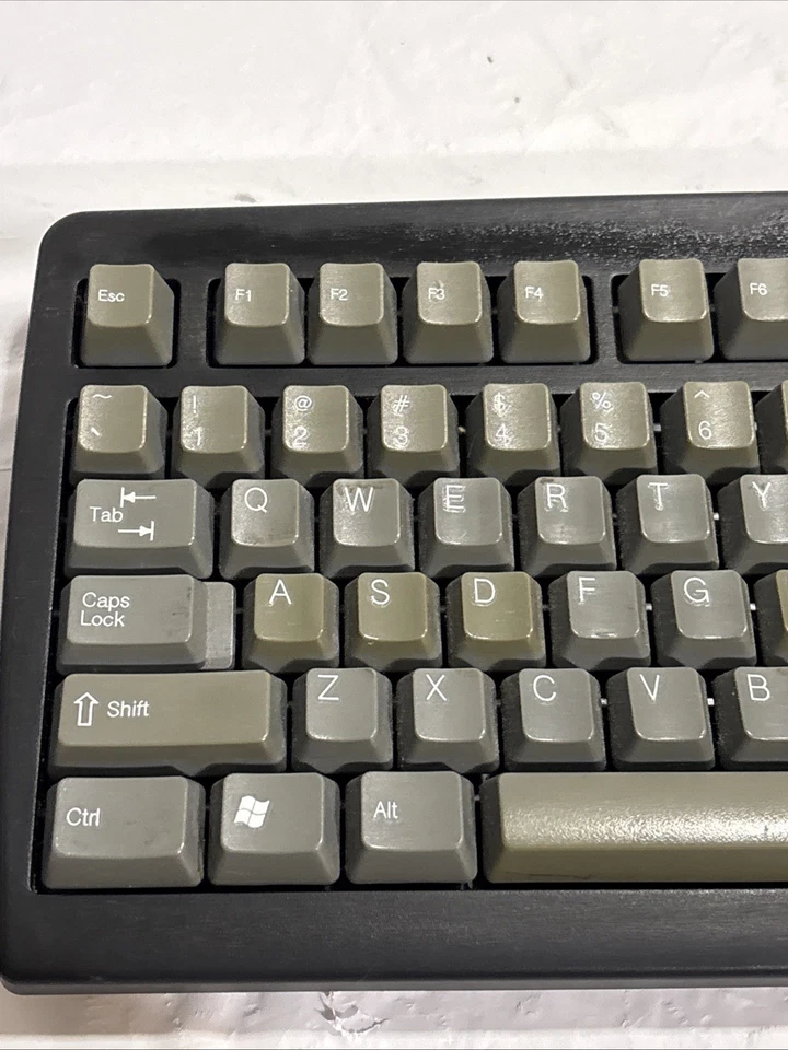 Gateway Model SK-1510 Black/ Gray Keys Keyboard P/N 7004953 6 Pin. - Image 3 of 4