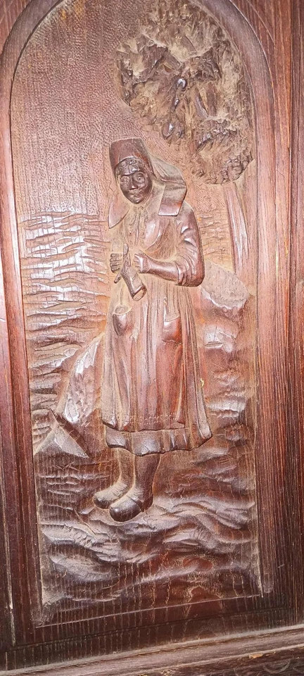 Gabinete Estilo Bretaña Francia Madera Principios Siglo XX? Paneles en bajorrelieve Foto 3 de 4