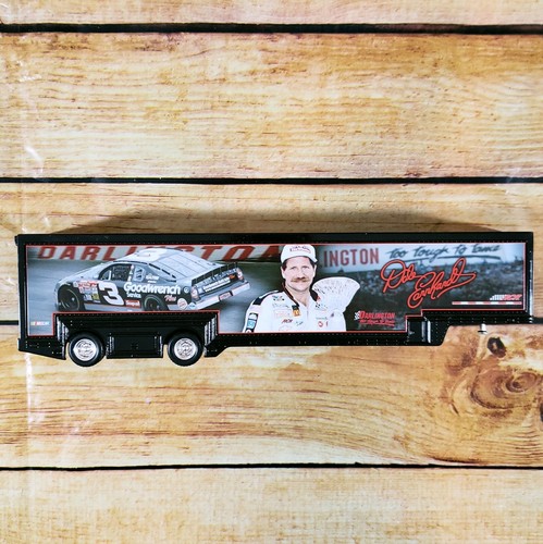 Dale Earnhardt #3 Diecast Semi Truck 1:64 Darlington Raceway Winner Circle - Picture 4 of 5