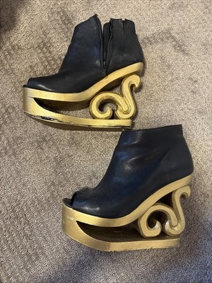 Jeffery Campbell Skate Wedge Heels 2010 Size 8