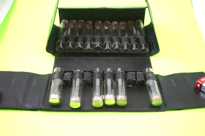 VINTAGE DOCTOR'S medicine Drug VIALS in CASE sample EMPTY and NICE
