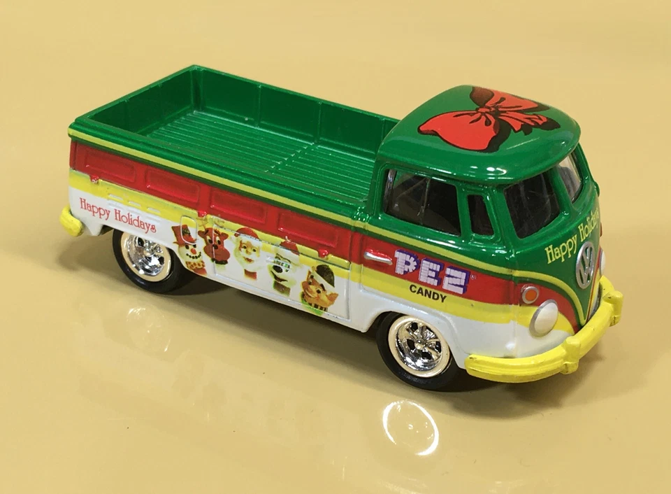 ДЖОННИ МОЛНИЯ ~ ~ VW TYIPE 2 ПИКАП PEZ ПРАЗДНИК 50 ANV.  ЛИТАЯ МОДЕЛЬ 1/64 - Изображение 2 из 4