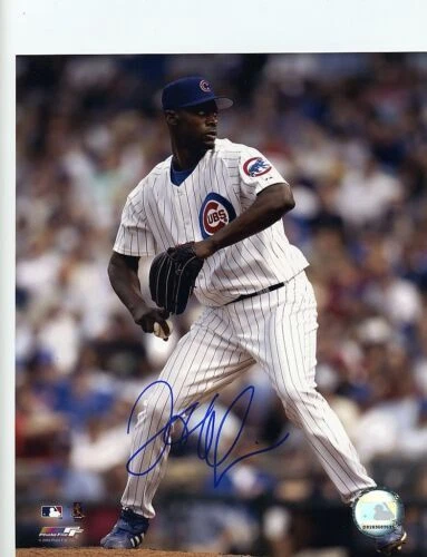 LaTroy Hawkins MLB Original Autographed Items