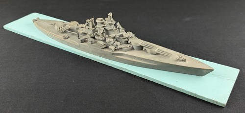 South Salem 1:500 WWII USS Tennessee Class Battleship - ID Recognition Ship