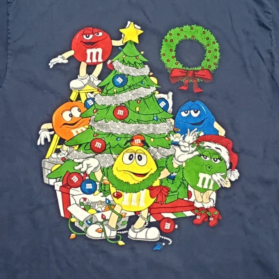 👾Camiseta vintage Y2K M&M’s Candy Charcters árbol de Navidad para hombre talla grande Foto 2 de 4