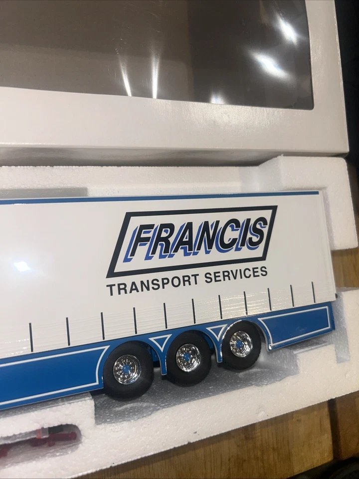 Corgi 1/43 Scale 111682 - DAF XF95 Space Cab Curtainsider (Francis Northwich) - Image 4 of 4