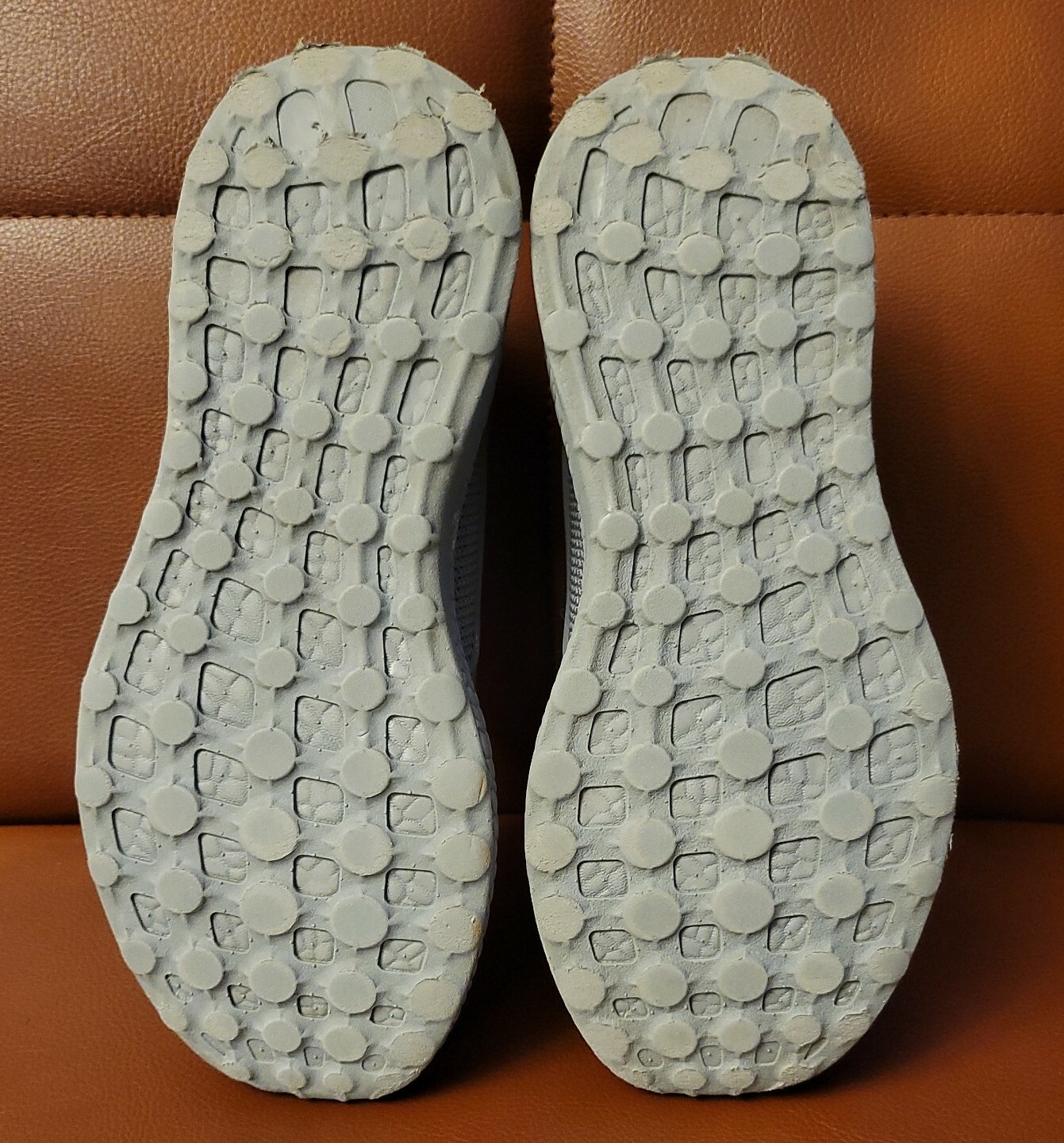 QANSI GRAY SNEAKERS LIGHTWEIGHT ATHLETIC RUNNING SLIP ON BREATHABLE SHOES SZ 4.5