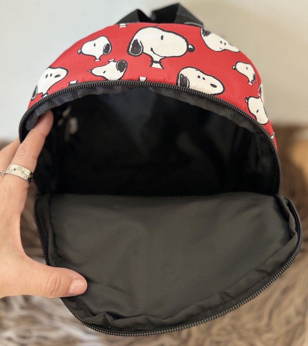 Snoopy Peanuts Backpack Bioworld Red and Black Limited  display picture 3