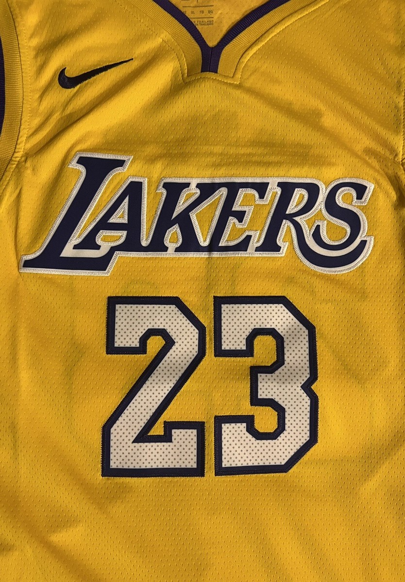 Nike Lakers レブロンジェームズ　サイズ52 Los Angeles Lakers LeBRON JAMES Nike gold size 52 NWT | eBay