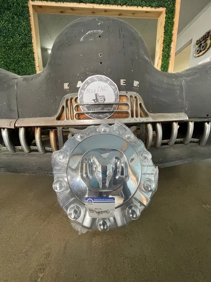 19-21 DODGE RAM 4500 5500 REAR WHEEL CENTER HUB CAP OEM NEW MOPAR 6PG04SZ0AB - Image 2 of 4