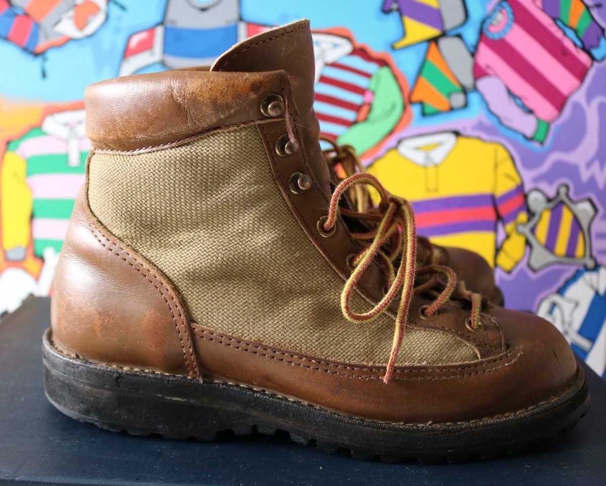 Vintage Danner Light 30420 6.5M USA Made Brown Leather Black Tag