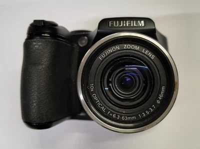Fujifilm FinePix S5700 - Bild 1 von 4