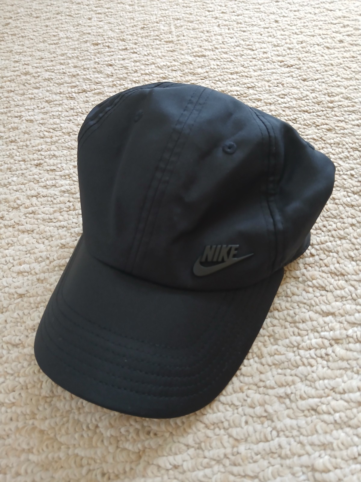 Nike Heritage 86 Strapback Hat - All Black - One Size 