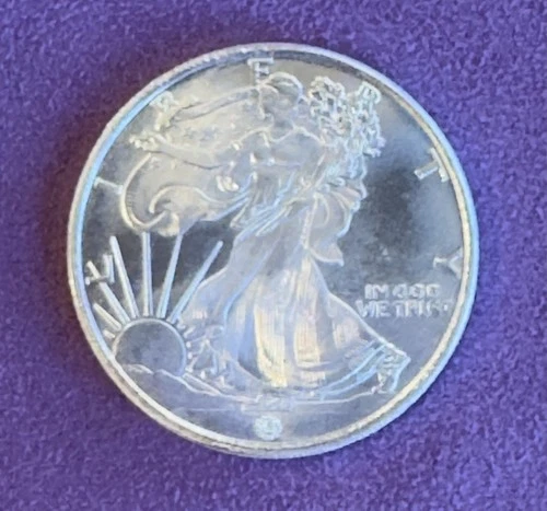Walking Liberty Silver Eagle $1 RARE NO DATE 1 oz .999 Fine Silver Dollar 🔥🔥