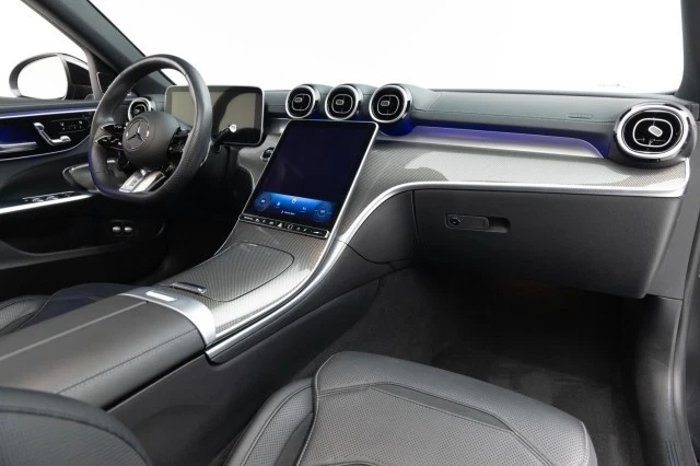 Mercedes-Benz AMG C 63 S E Performance 2024  - Imagem 2 de 4