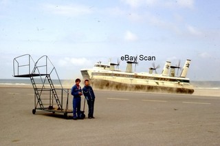 Original 35mm Colour slide Of Sea Speed SR.N4 Hovercraft 1971 Leaving Calais