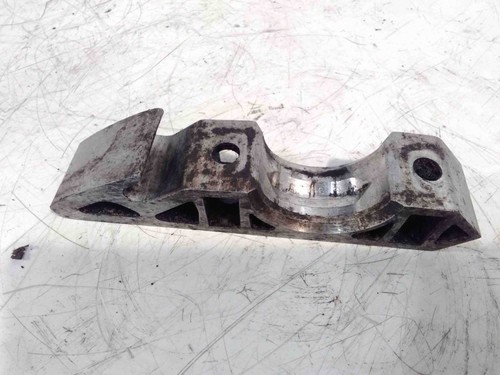 VW TOUAREG 7LA, 7L6, 7L7 Stabilisatorhalterung vorne rechts 7L0411063B 28533144