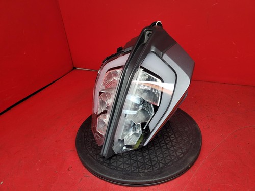 KTM 125 DUKE HEADLAMP 2021 - Picture 2 of 19