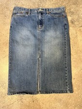 GAP Jeans Denim Skirt Womens Size 8 Medium Wash Straight Front Slit Classic