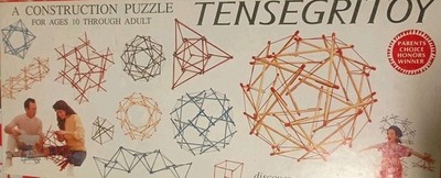 Vintage 1995 TENSEGRITOY Construction Puzzle Ages 10 Through Adult RED E10