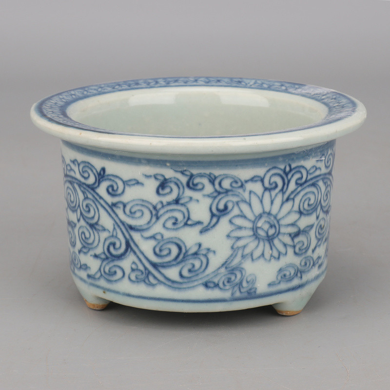 Antique Chinese Blue and White Porcelain Flower Pot Tripodia Small Bonsai Pot