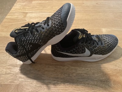 kobe mamba instinct black gold