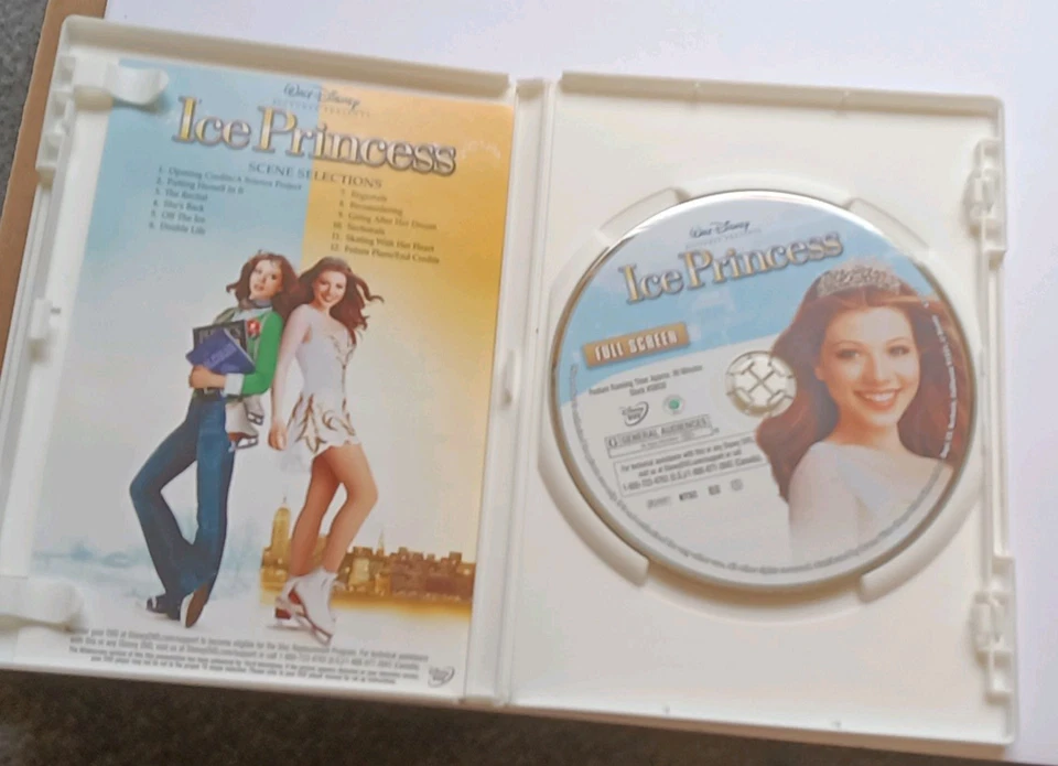 Walt Disney Pictures Presents Ice Princess - Image 4 of 4