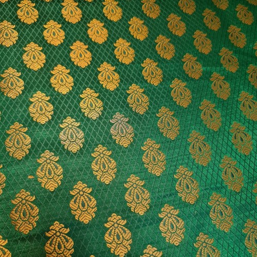 BROCADE Fabric Paisley Gold Metallic Costume Dress Craft Quilting Material 44" - Picture 29 of 57