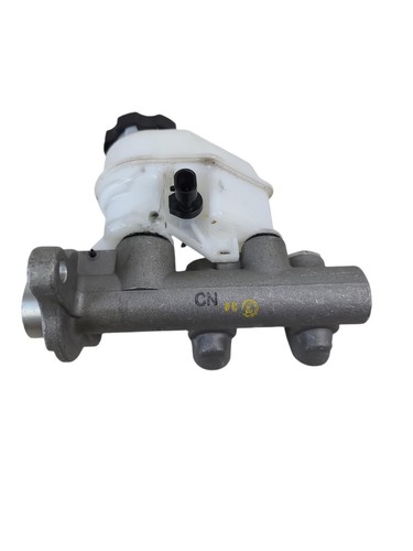 CARQUEST MCA630320 Brake Master Cylinder Fits Select 03-05 Buick/Chevy/Pontiac - Bild 7 von 11
