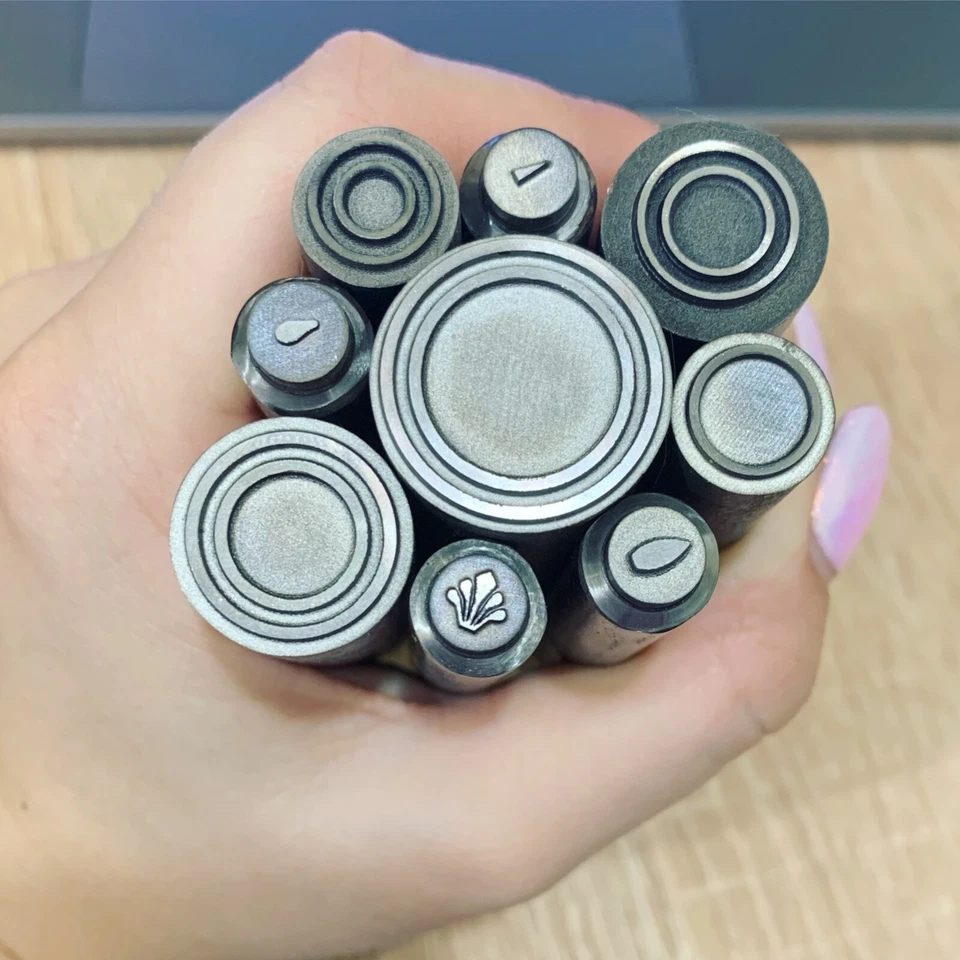 SELLO DE METAL PERSONALIZADO || Punzón de metal personalizado || Sellos de metal || Sello perforador de impacto Foto 2 de 4