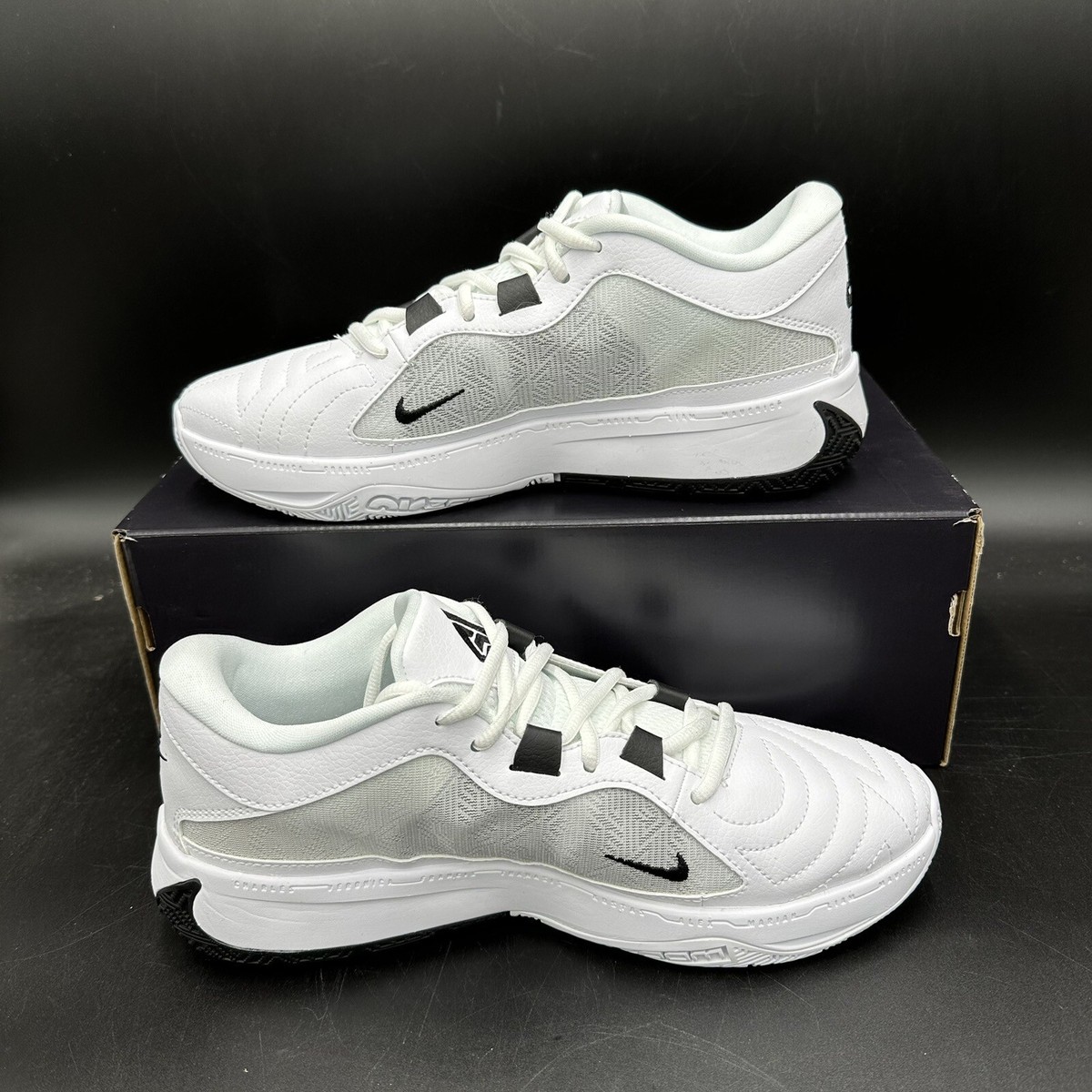 Nike Zoom Giannis Freak 5 White/Black Basketball Shoes Nike Zoom Giannis Freak 5 White/Black Basketball Shoes