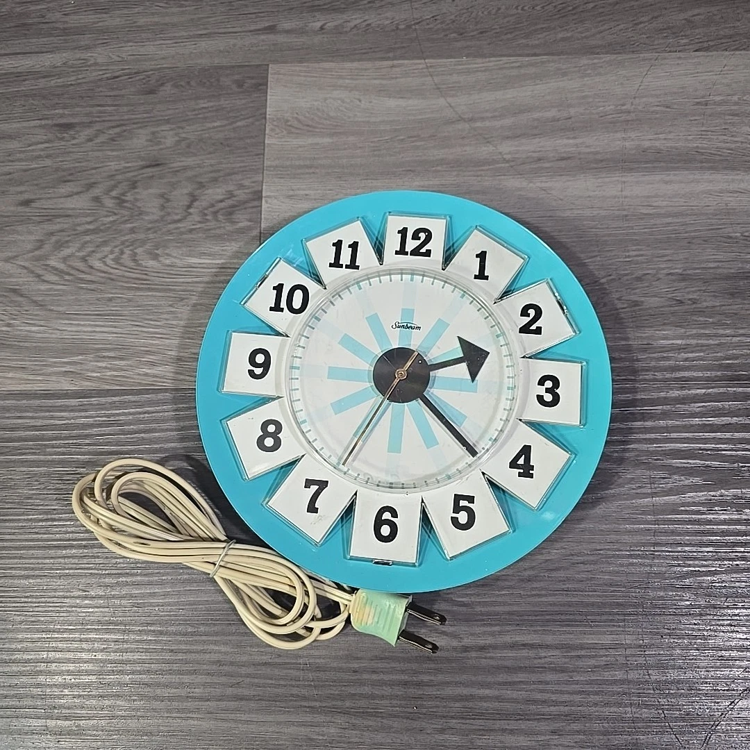 ゆう　　Sunbeamアメリカンヴィンテージ時計1950〜1970年代 Vintage Sunbeam Wall Clock In Collectible Wall Clocks (1970-Now