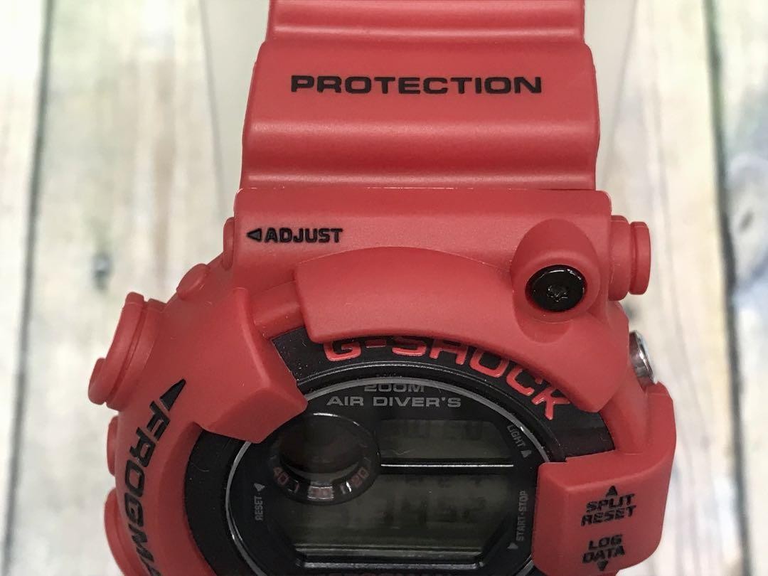 G SHOCK DW 8200F 4JR Frogman Red Frog 2000 Limited Quartz Divers