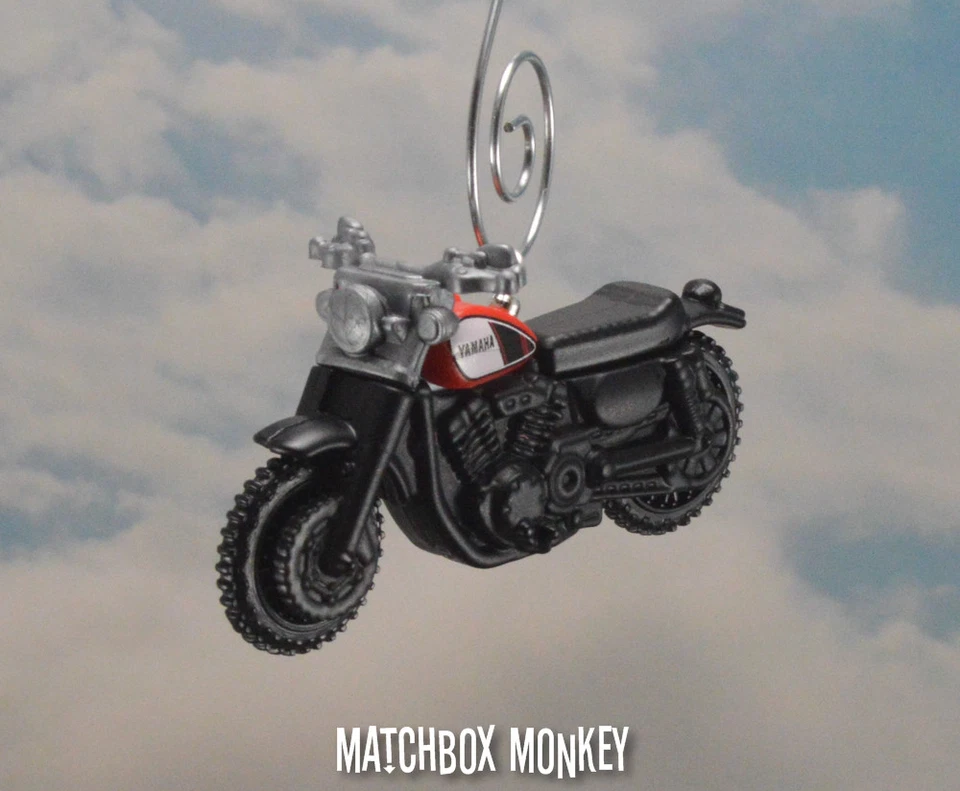 Yamaha SCR 950 Dirt bike Motorcycle Bolt Motor Scrambler Christmas Ornament 1/64 - Image 2 of 4