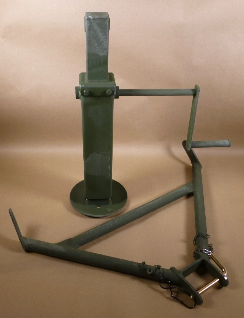 M200A1 Trailer Retractable Support Leg 12476168 & Landing Brace  