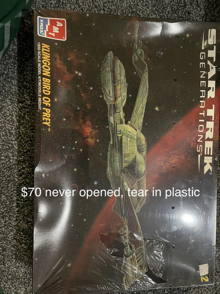 1996 SEALED AMT/ERTL Klingon Bird of Prey Star Trek