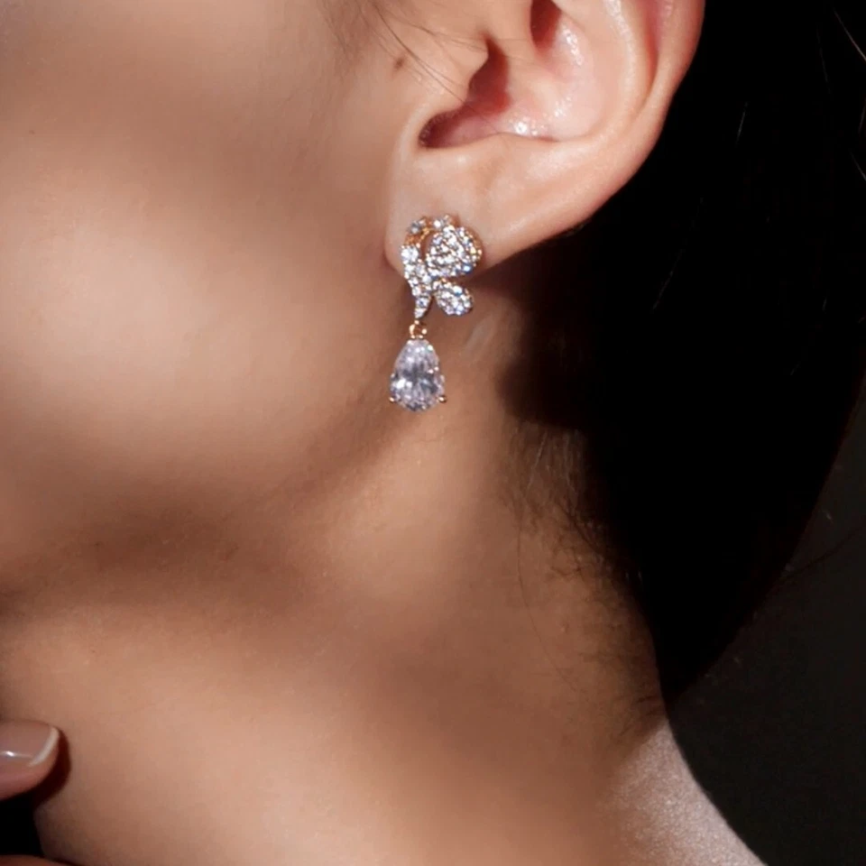 18k gold made with SWAROVSKI crystal butterfly pear drop dangle stud earrings - Image 4 of 4