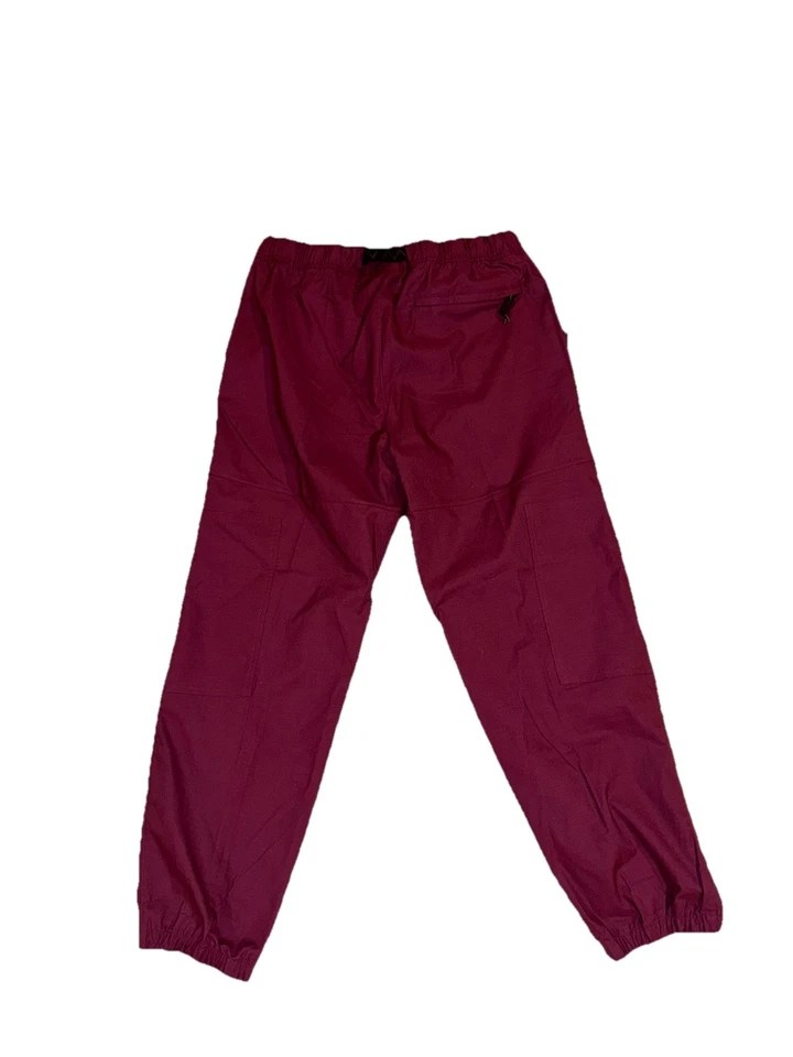 Calça Nike ACG Trail Masculina Média Roxa Jogger Nylon Cinto Resistente à Água Caminhadas - Imagem 2 de 4