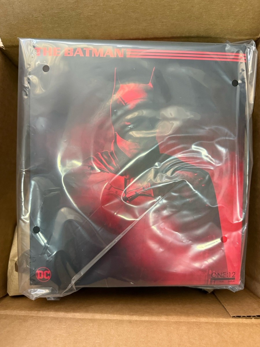 Mezco One:12 Collective The Batman Action Figure 1:12 DC Comics