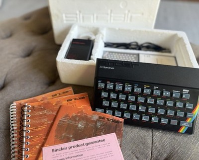 Sinclair ZX Spectrum 48K 1982 - A++ Condition Boxed Manuals Games