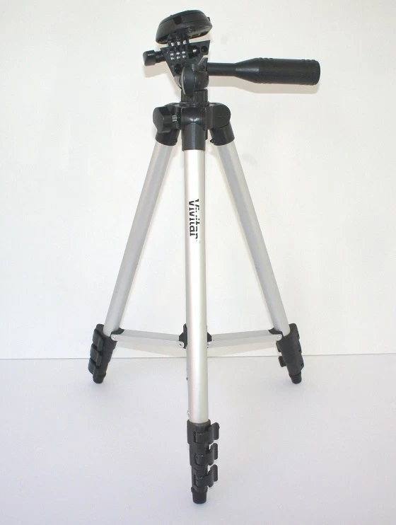 Lightweight Vivitar 50" Photo-Video Tripod For Panasonic Lumix DMC-FZ70 DMC-GM5 - Image 4 of 4
