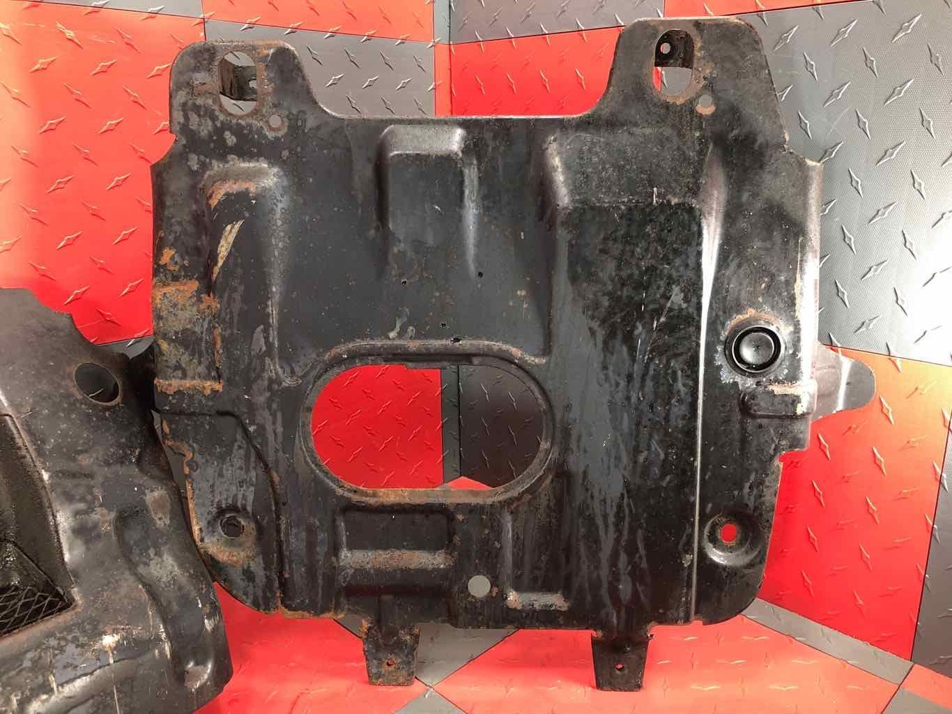 0714 Toyota FJ Cruiser OEM Skid Plate Crossmember Under Body Shield (2