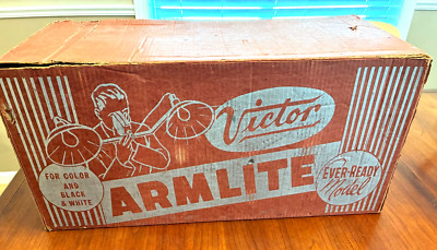 VINTAGE VICTOR ARMLITE #201  MOVIE LIGHT BAR EVER-READY MODEL IN ORIGINAL BOX